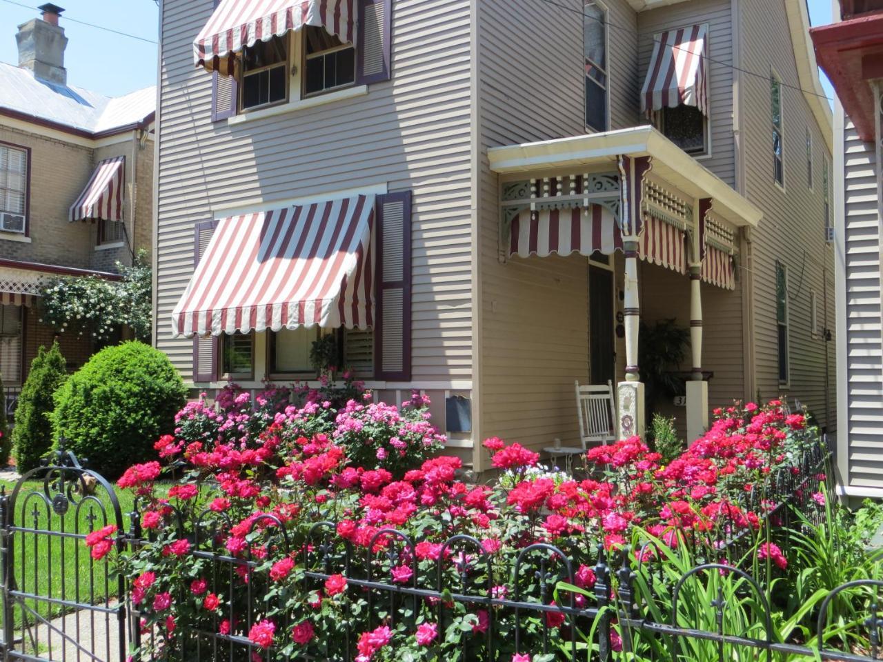 Bed and Breakfast Weller Haus Bed, Breakfast & Event Center Bellevue Exteriér fotografie